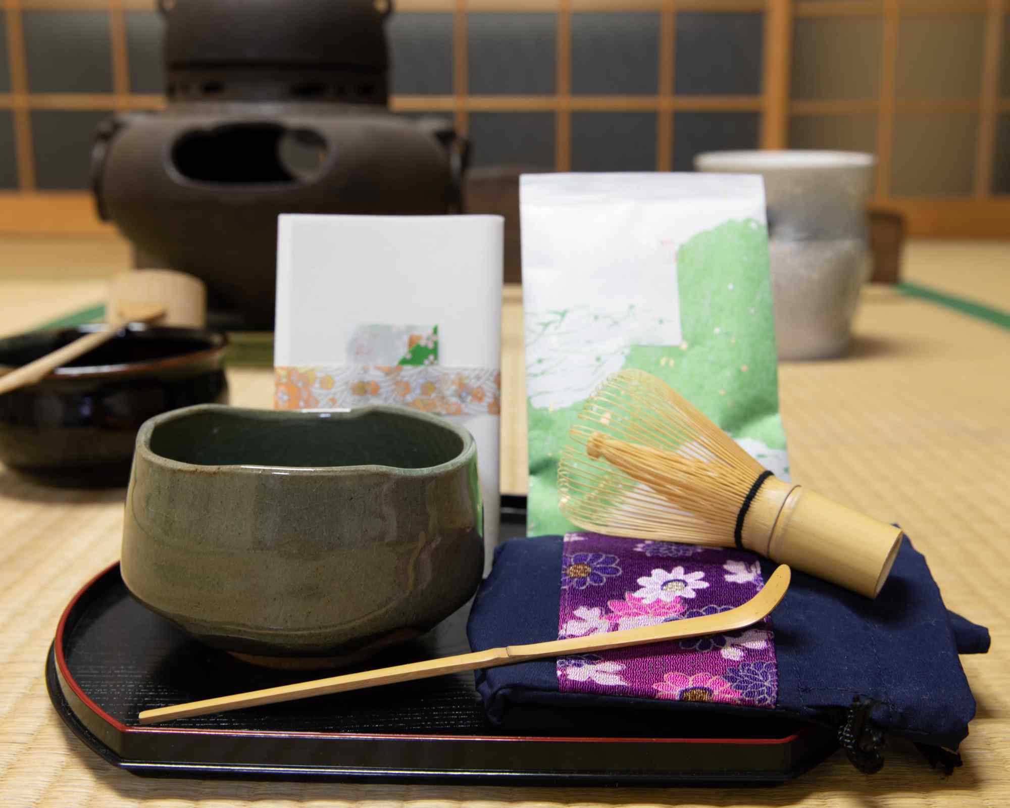 préparation du thé japonais.